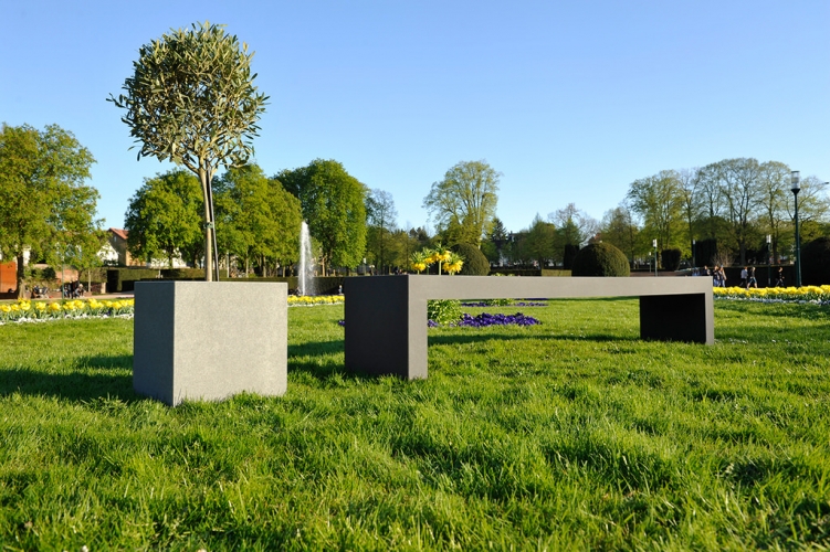 Efecto Bank Beton massiv, 